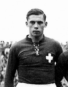 Bickel, uno de los dos jugadores que participaron en mundiales antes y después de la Segunda Guerra Mundial